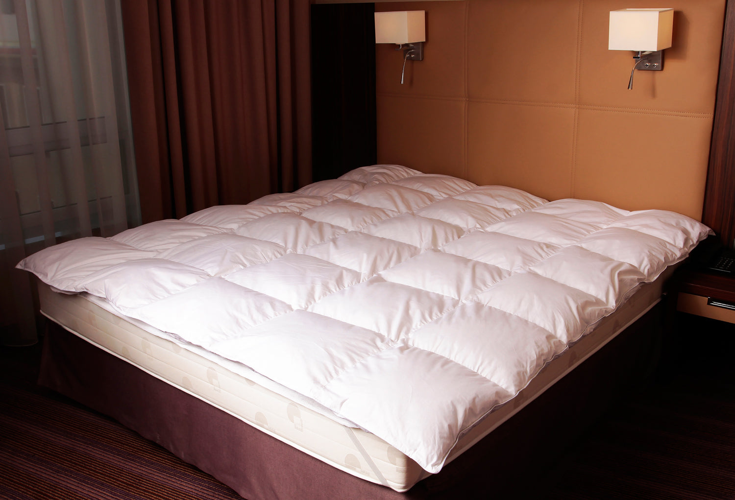 MA43 Daunendecke Bettdecke Decke Oberbett 15 % Daunen - 85 % Federn 155x220 cm 1350g