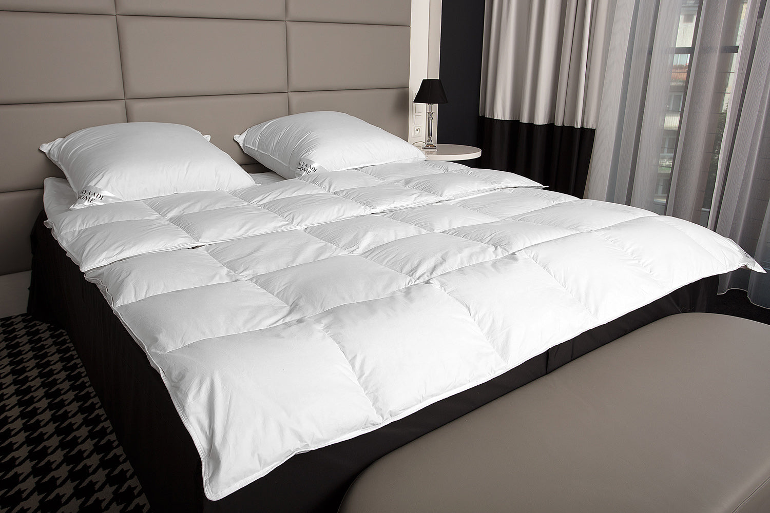 MA83 WINTER Daunendecke Bettdecke Oberbett Decke 70% Daunen - 30% Federn 135x200 cm 1800g