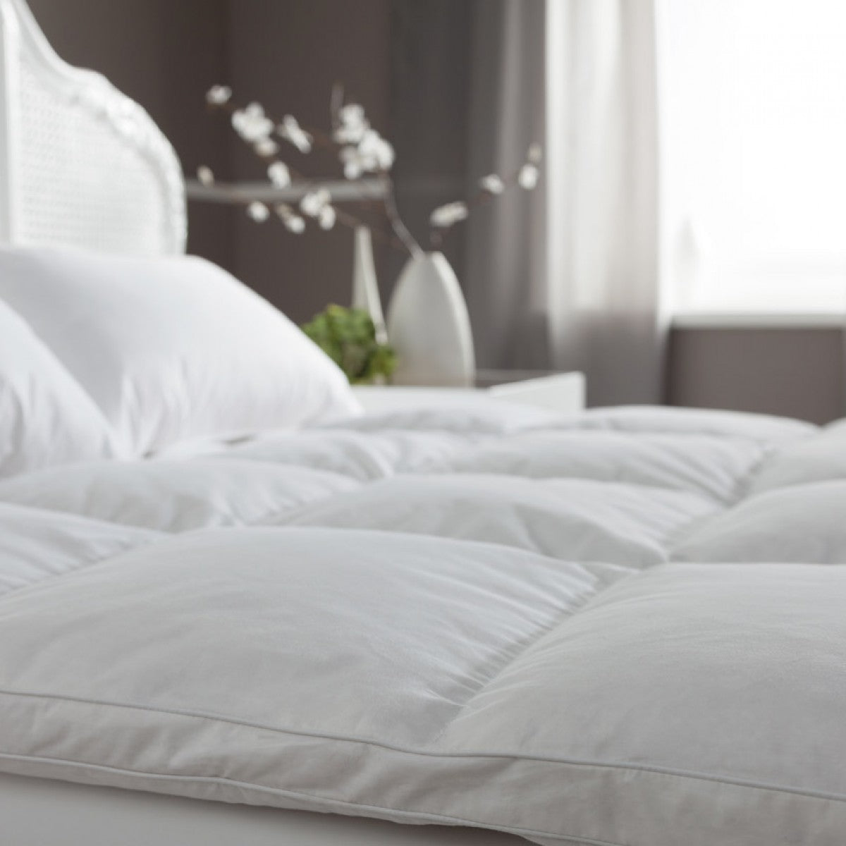 MA66 Matratzenauflage Topper Unterbett 90 % Federn 10 % Daunen 4000g 140x200 cm